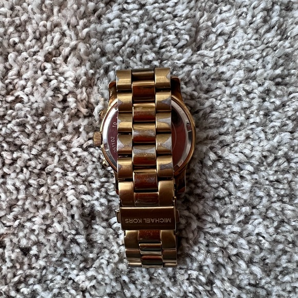 Gold-plated Michael Kors watch, good condition - Picture 6 of 7